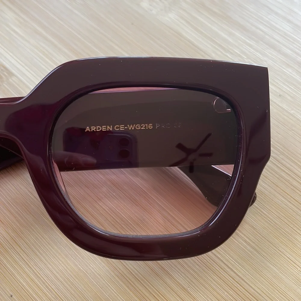 Brand New Diff Eyewear Arden Boxy Square Claret Wine Sunglasses 100% UV Protect